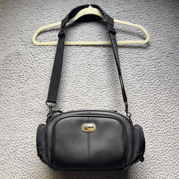 View Camera Bag Black Shoulder Strap Adjustable Compartments - Picture 1 of 12